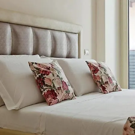 Guest house Opera N.5 By Spi Dreams Group 3*